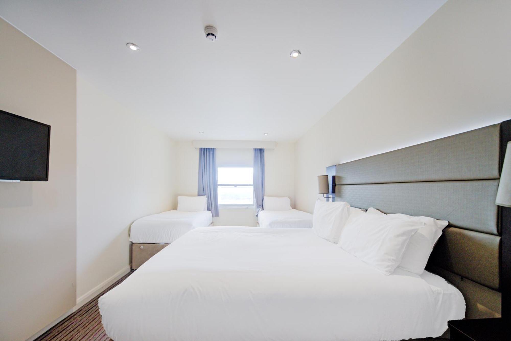 Belvilla Newport City Centre Hotel - Lifestyle מראה חיצוני תמונה