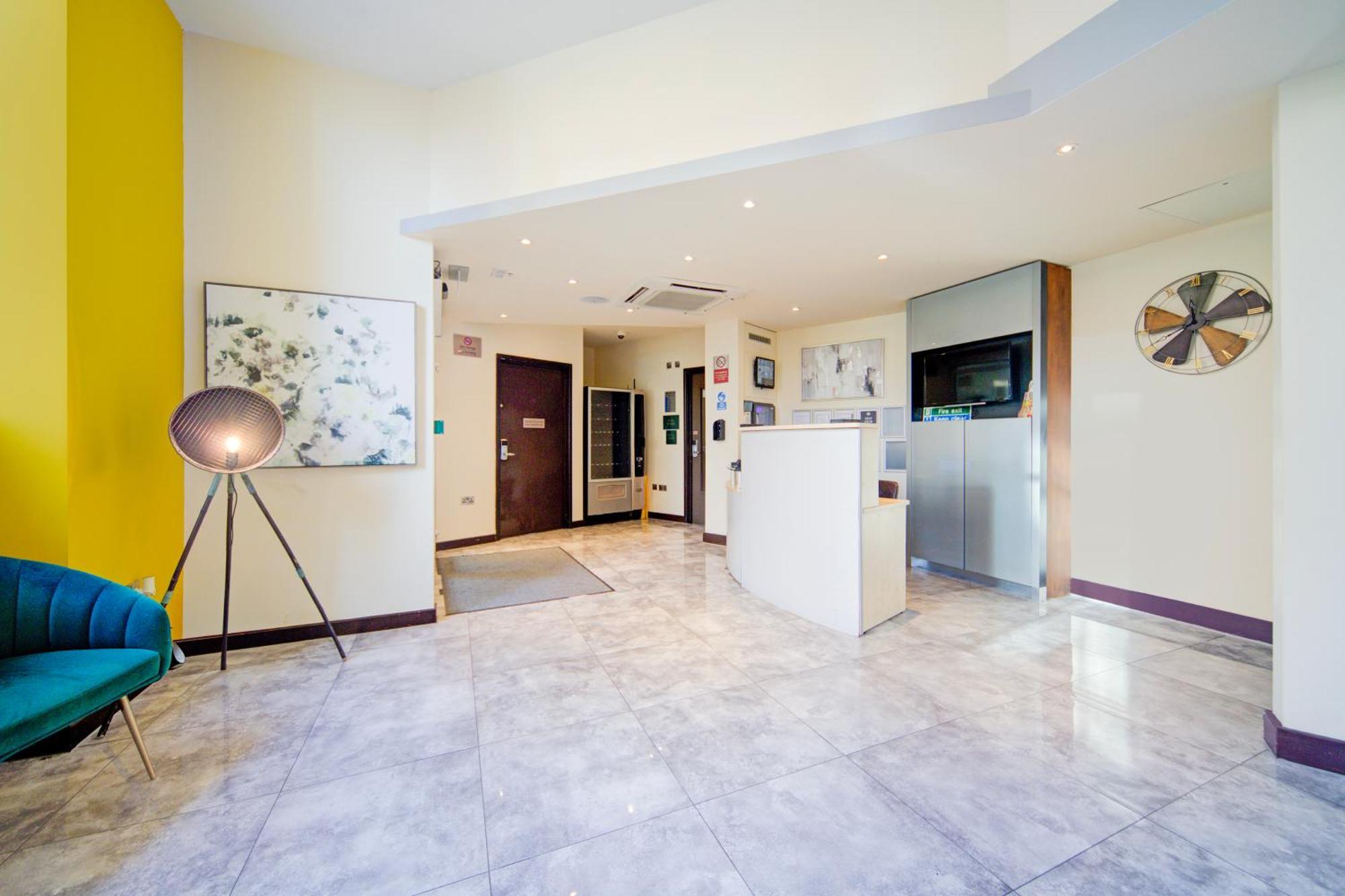 Belvilla Newport City Centre Hotel - Lifestyle מראה חיצוני תמונה