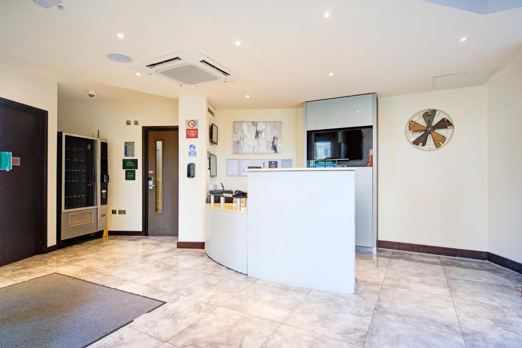 Belvilla Newport City Centre Hotel - Lifestyle מראה חיצוני תמונה