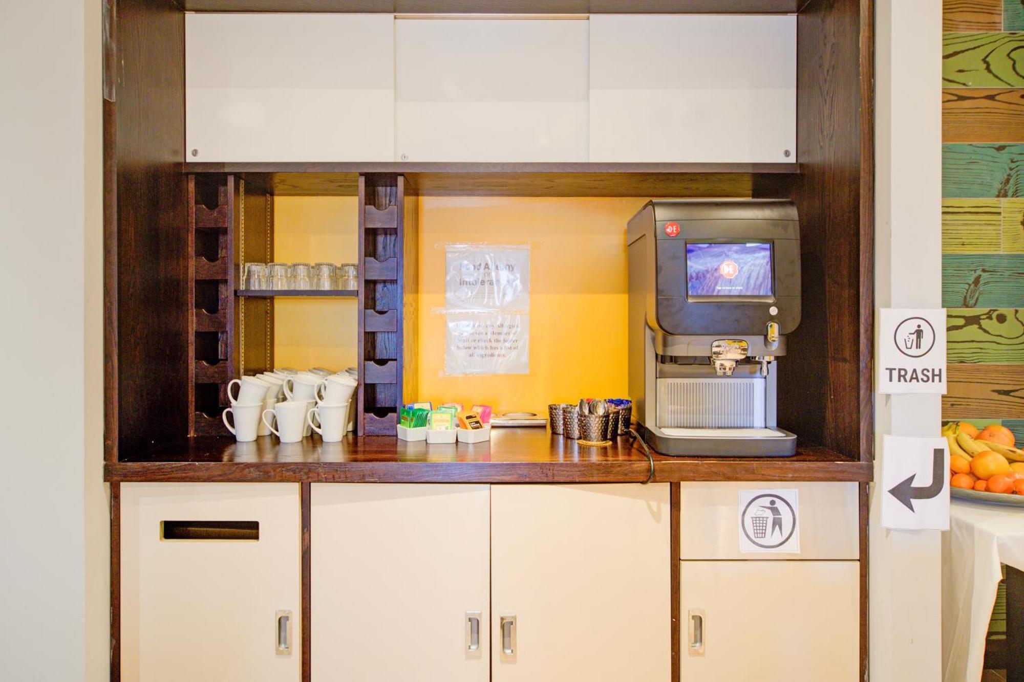 Belvilla Newport City Centre Hotel - Lifestyle מראה חיצוני תמונה