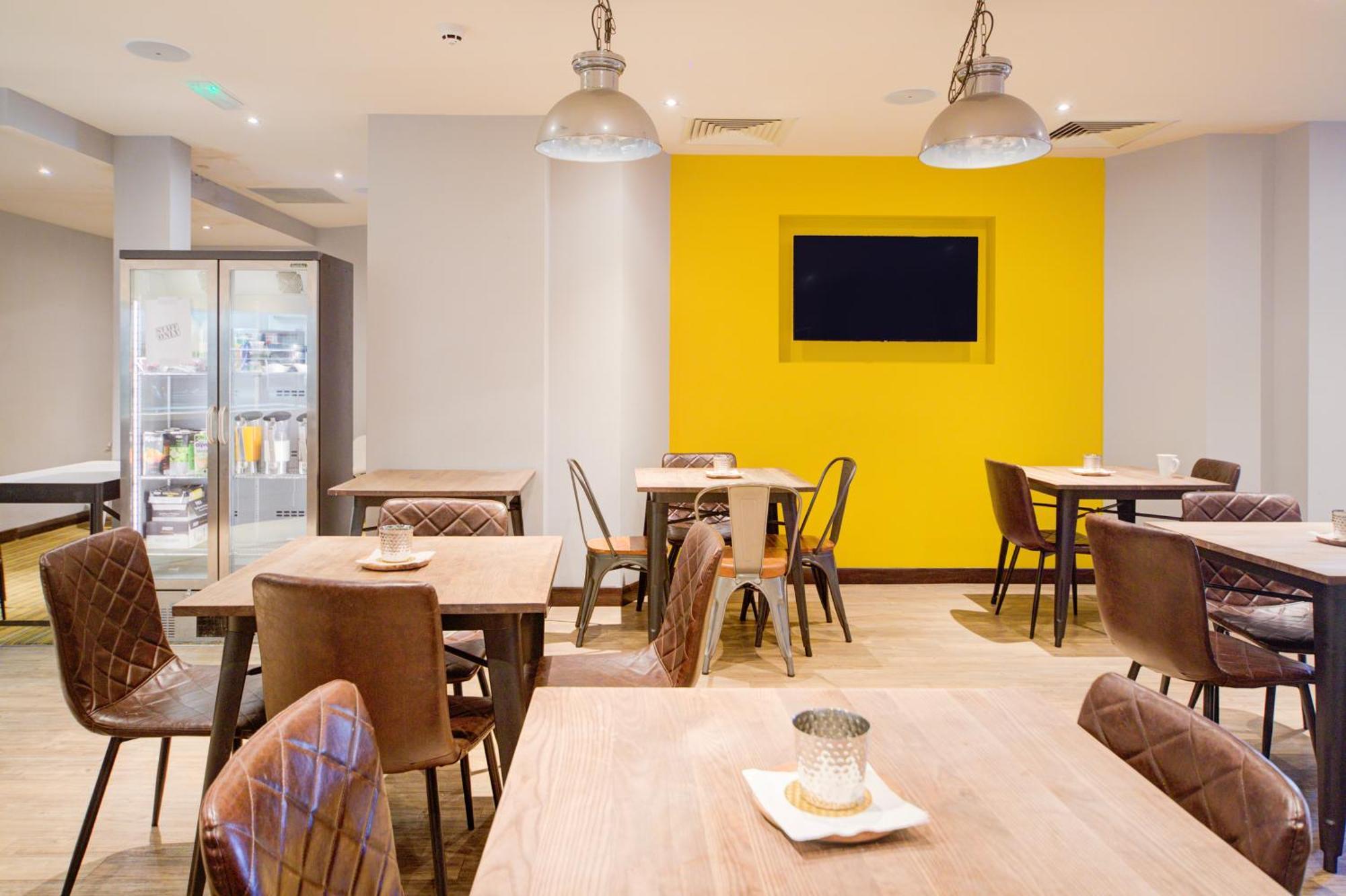 Belvilla Newport City Centre Hotel - Lifestyle מראה חיצוני תמונה