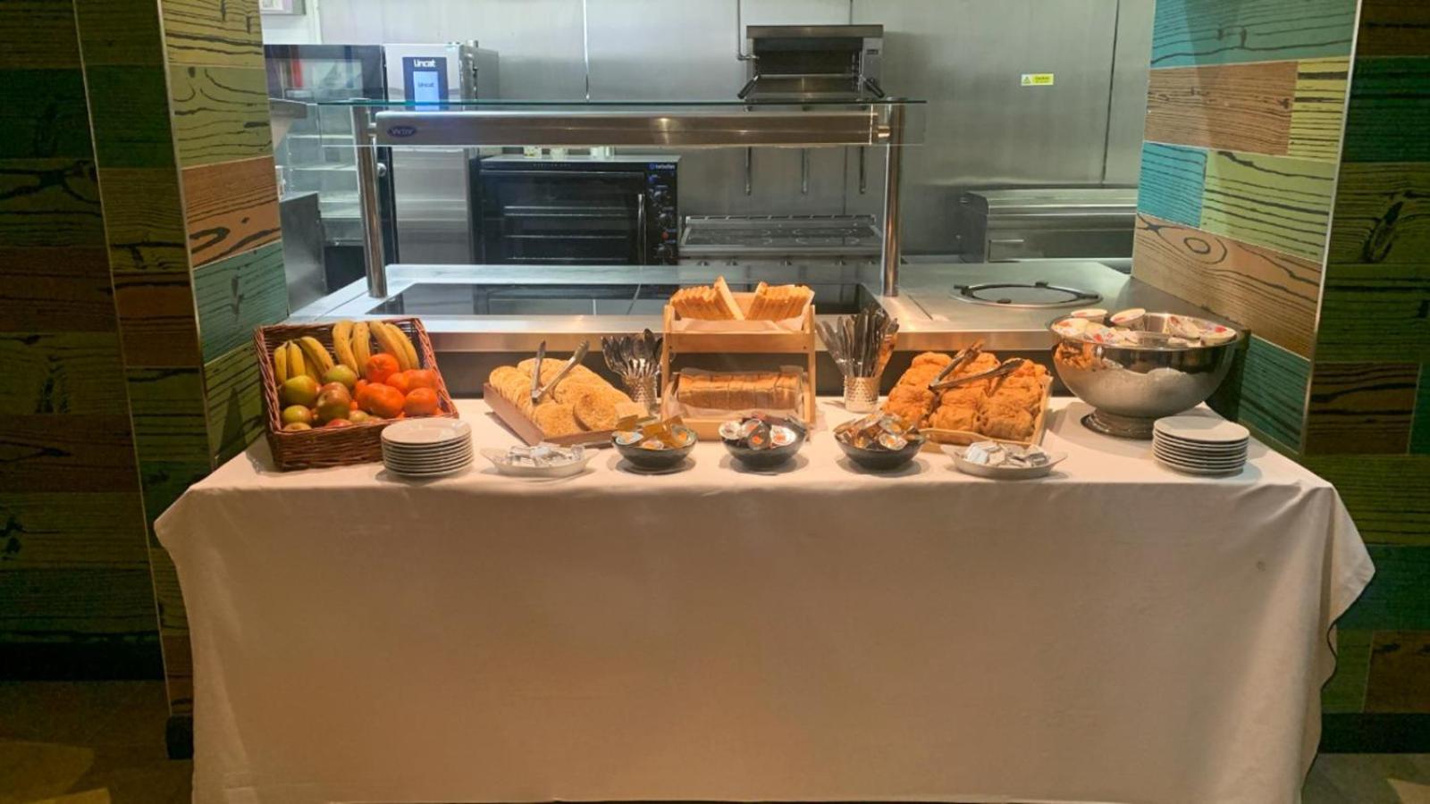 Belvilla Newport City Centre Hotel - Lifestyle מראה חיצוני תמונה